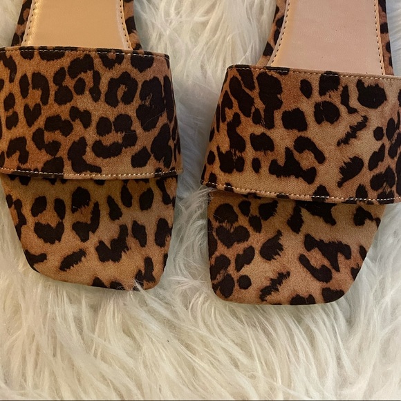 Trendy Square Toe Leopard Print Sandals - Picture 4 of 13